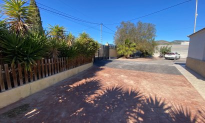 Resale - Villa - Sax
