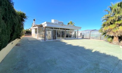 Resale - Villa - Sax