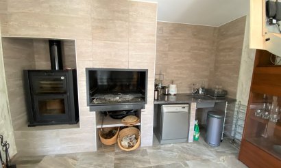 Resale - Villa - Sax