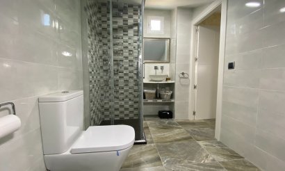 Resale - Villa - Sax