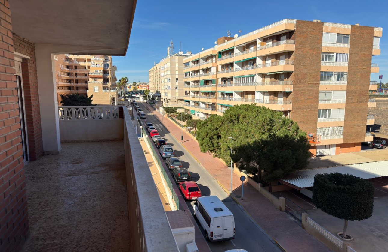 Revente - Appartement - Torrevieja - Punta Prima