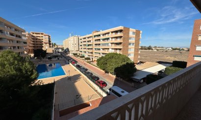 Revente - Appartement - Torrevieja - Punta Prima