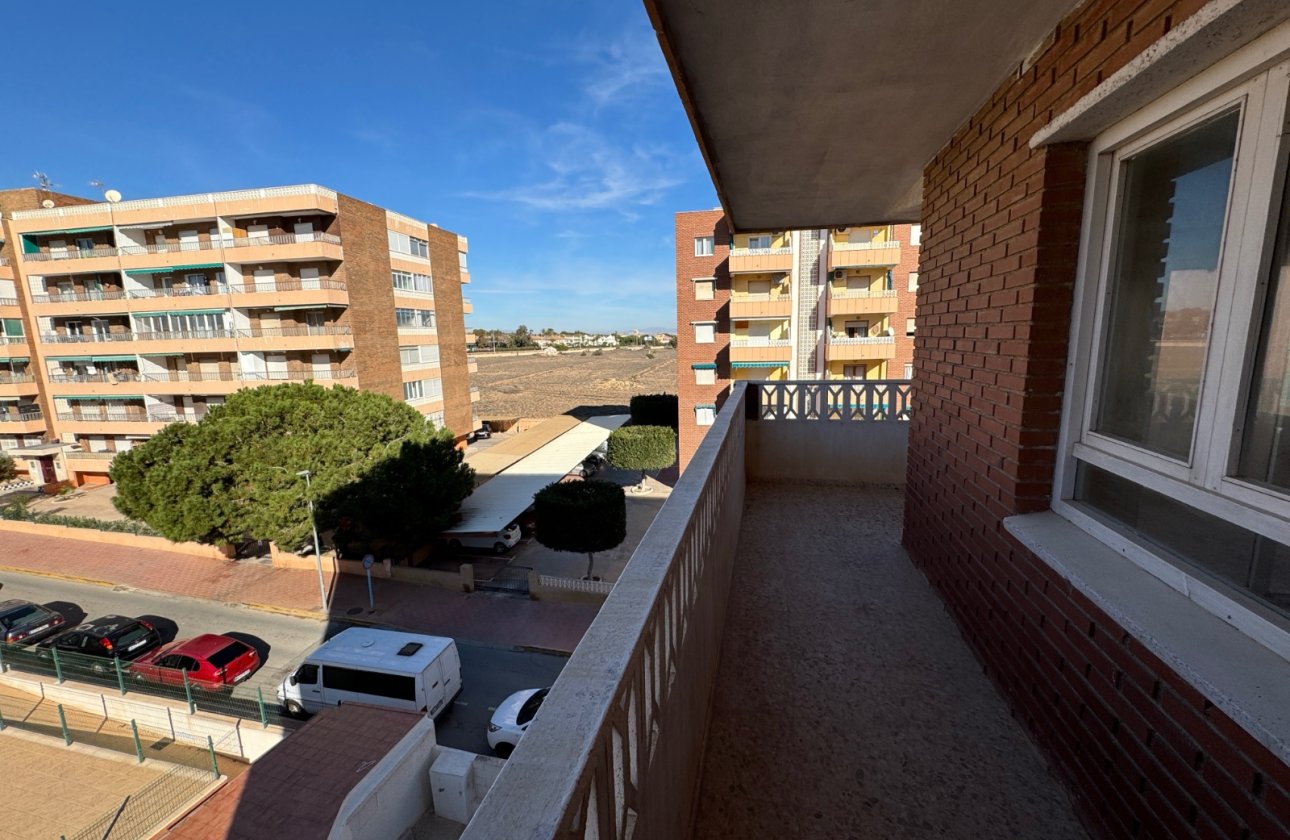 Revente - Appartement - Torrevieja - Punta Prima