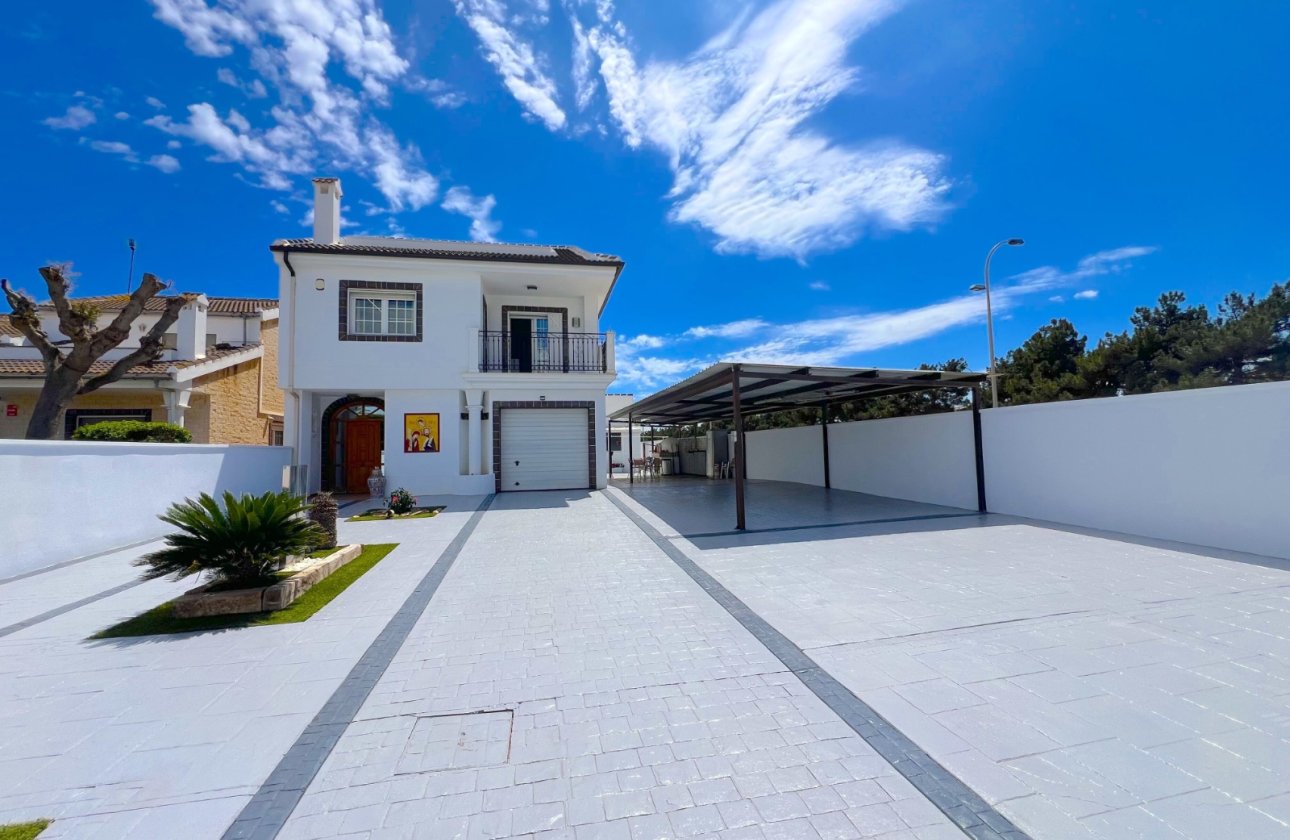 Resale - Villa - San Javier