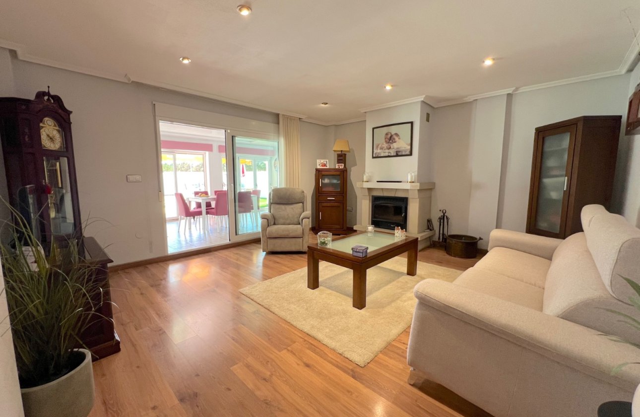 Resale - Villa - San Javier