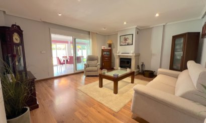 Resale - Villa - San Javier