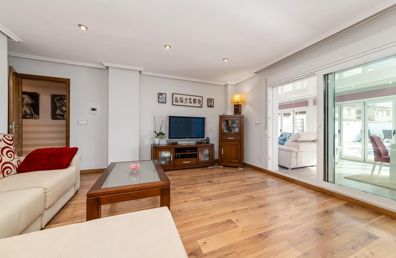 Resale - Villa - San Javier