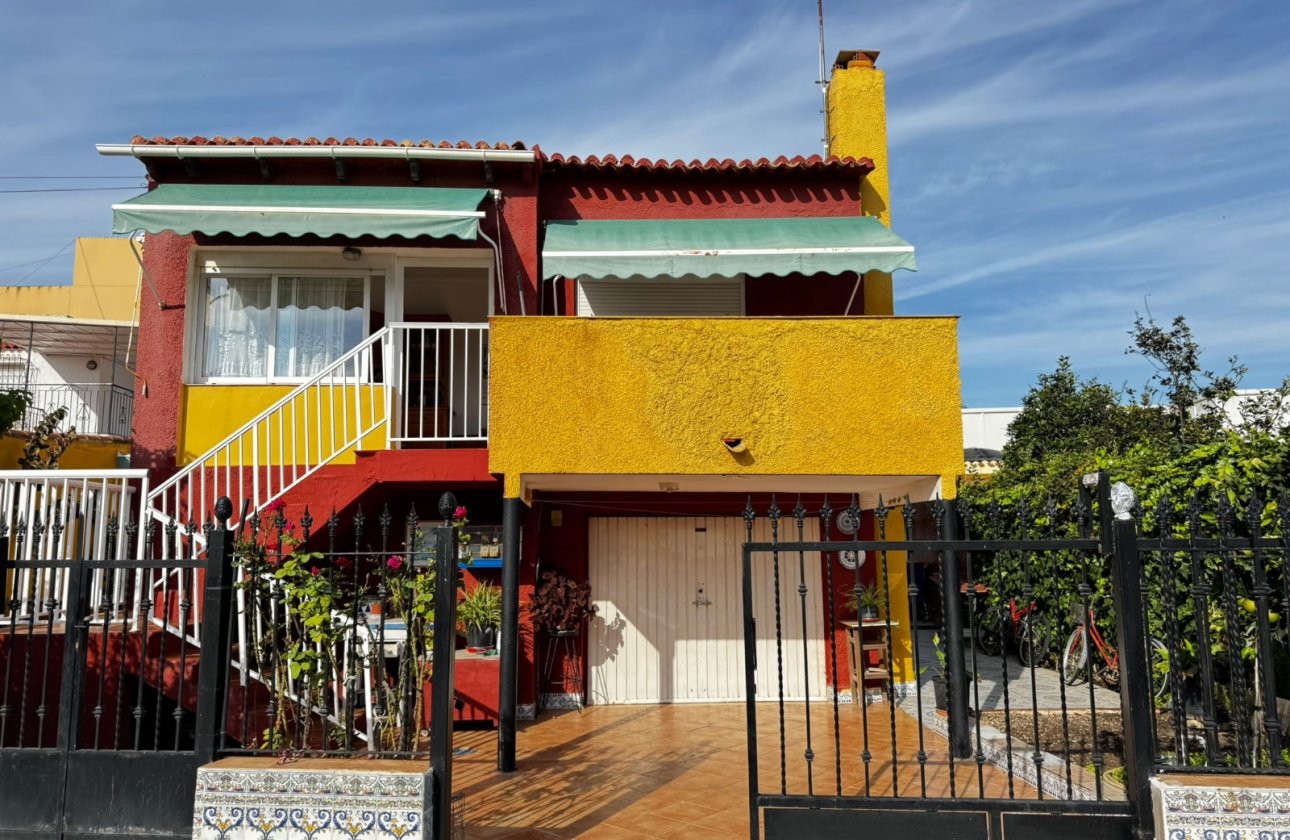 Resale - Villa - Torrevieja - Punta Prima