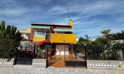 Resale - Villa - Torrevieja - Punta Prima