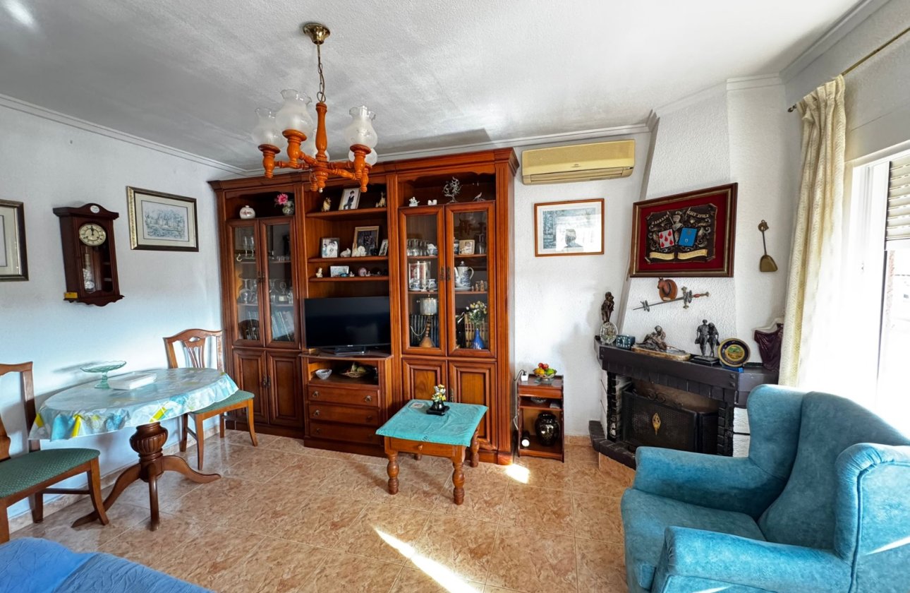 Resale - Villa - Torrevieja - Punta Prima