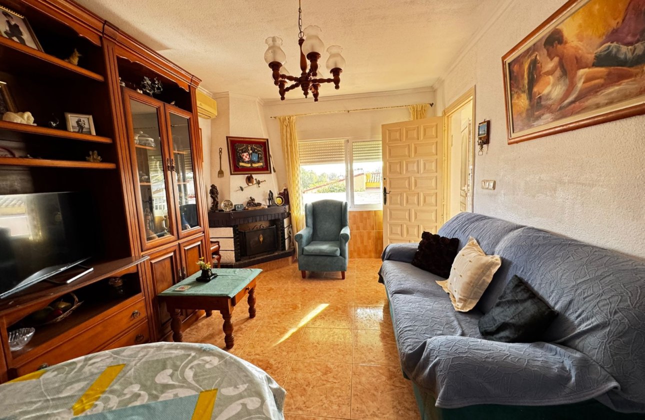 Resale - Villa - Torrevieja - Punta Prima