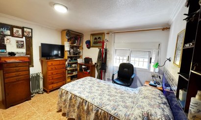 Resale - Villa - Torrevieja - Punta Prima