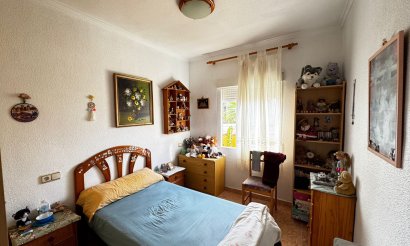 Resale - Villa - Torrevieja - Punta Prima
