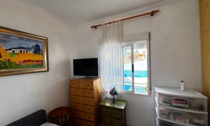 Resale - Villa - Torrevieja - Punta Prima