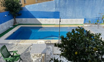 Resale - Villa - Torrevieja - Punta Prima