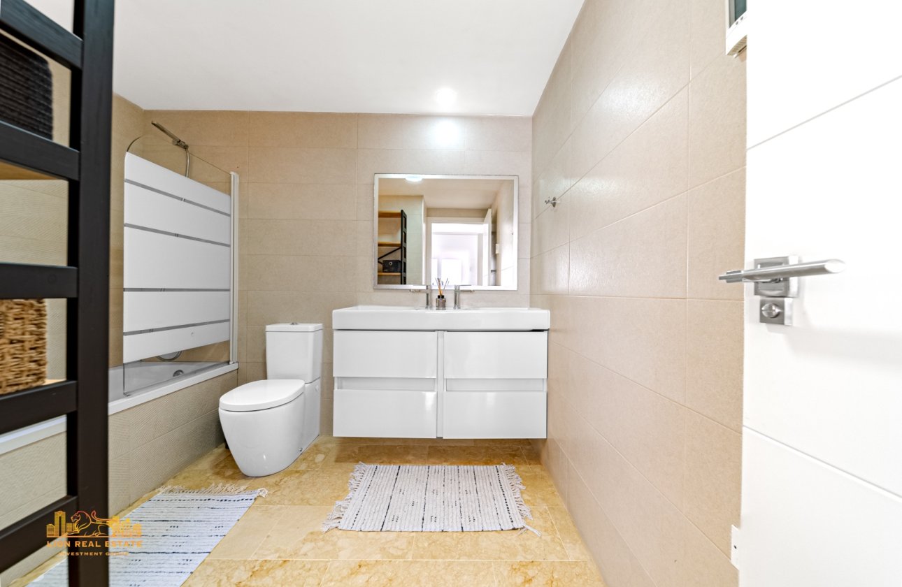 Revente - Appartement - Torrevieja - Punta Prima