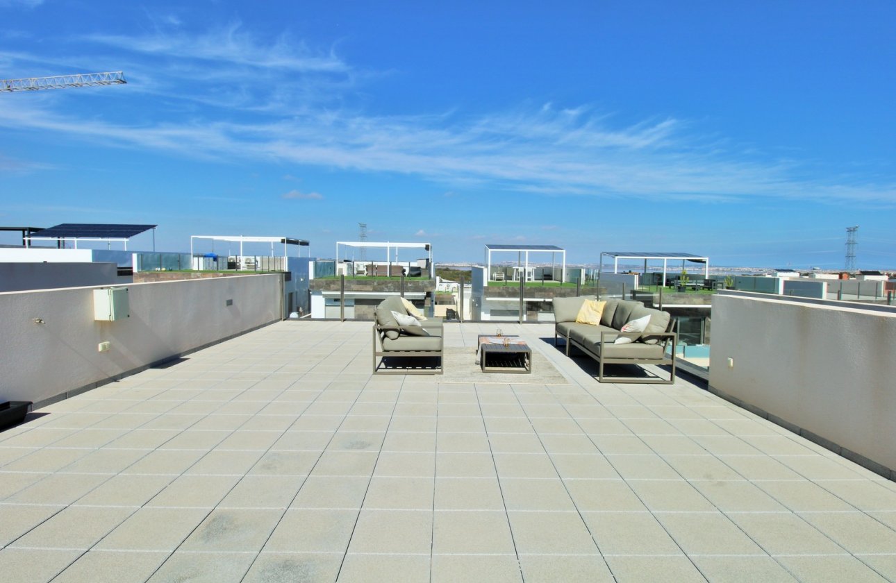 Reventa - Villa - Villamartin - Villamartín