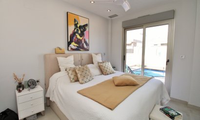Reventa - Villa - Villamartin - Villamartín