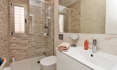 Reventa - Villa - Villamartin - Villamartín