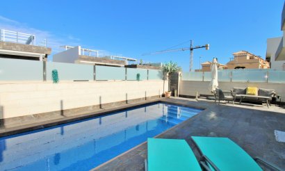 Reventa - Villa - Villamartin - Villamartín