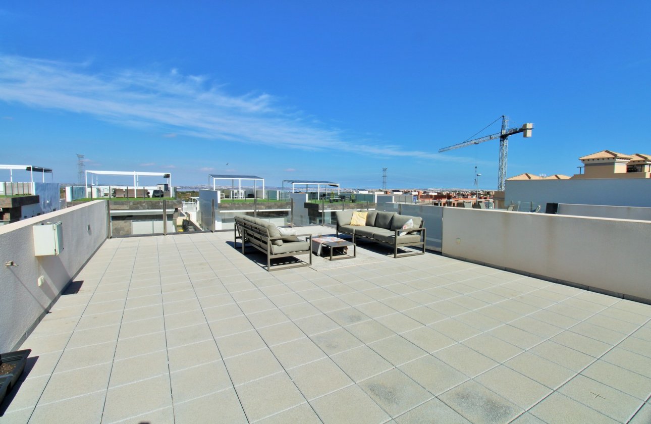 Reventa - Villa - Villamartin - Villamartín