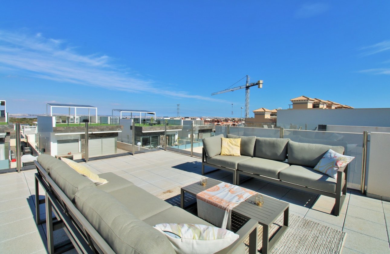 Reventa - Villa - Villamartin - Villamartín