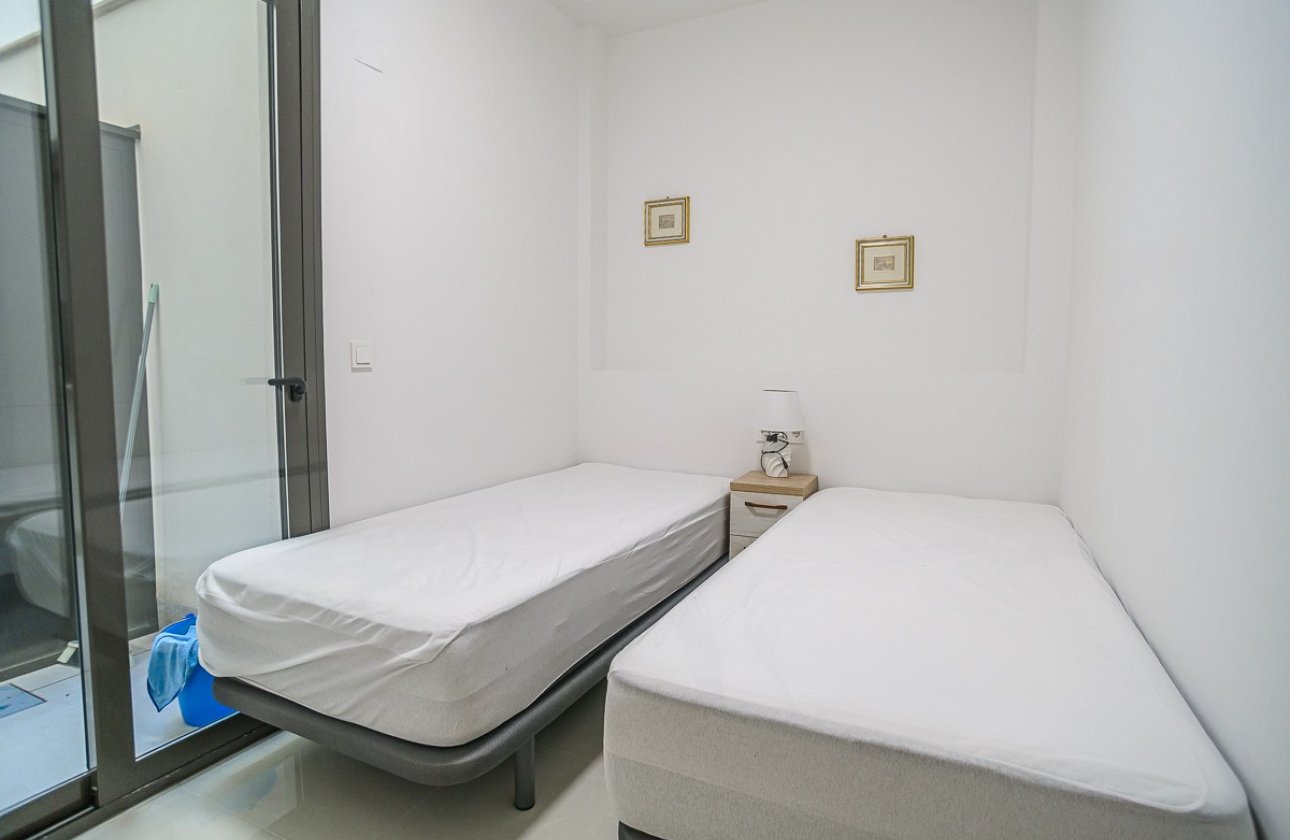 Reventa - Apartamento / piso - Torrevieja