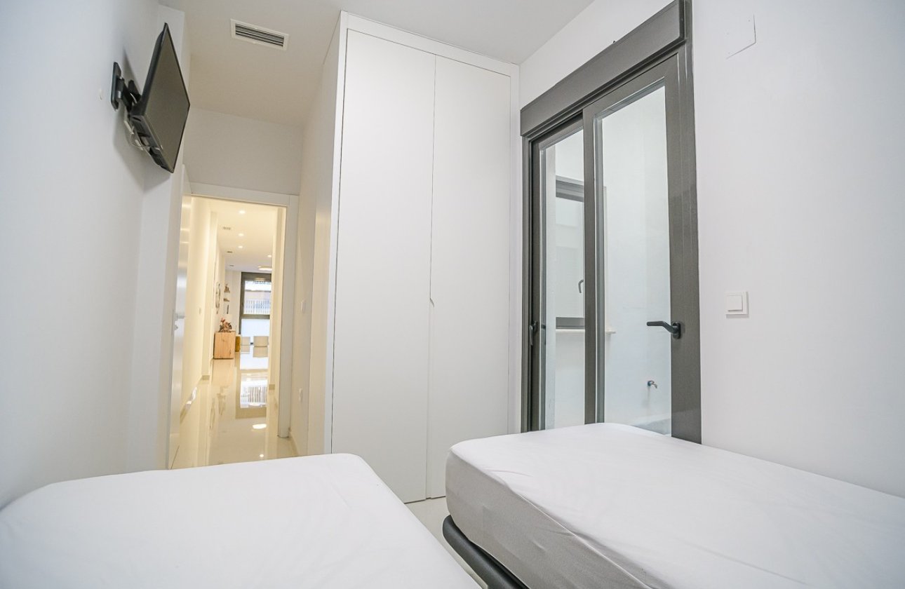 Reventa - Apartamento / piso - Torrevieja
