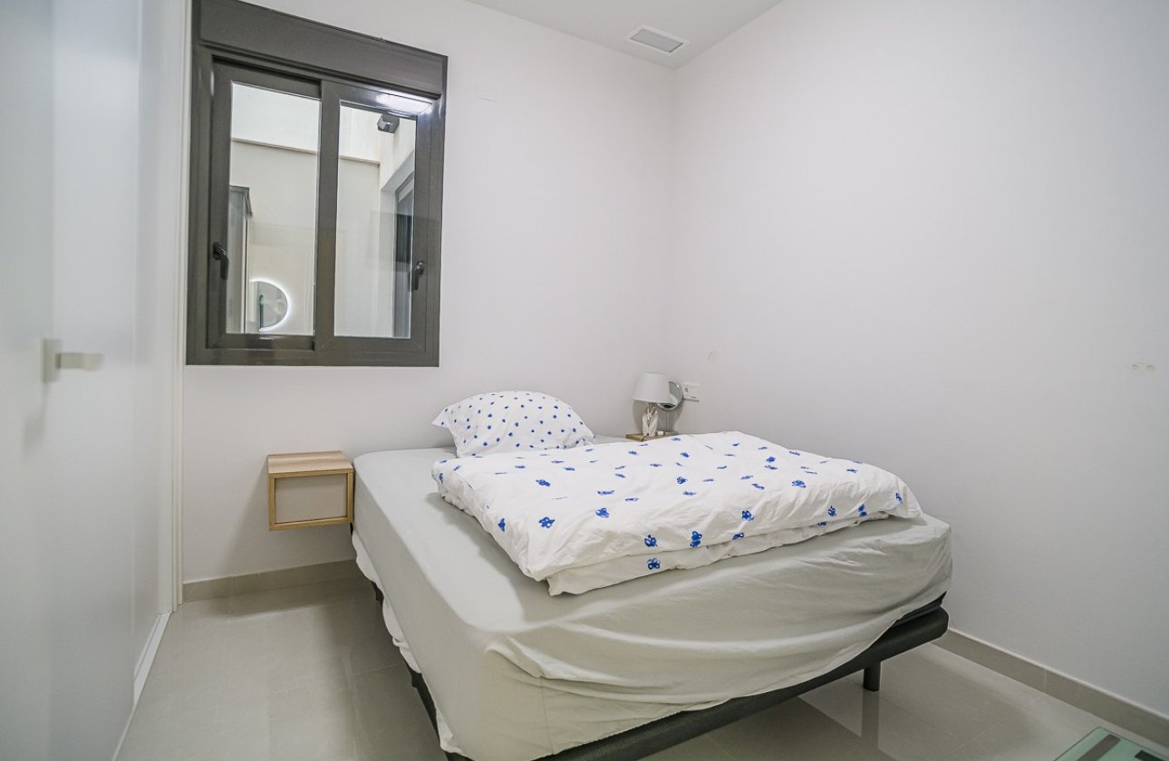 Reventa - Apartamento / piso - Torrevieja