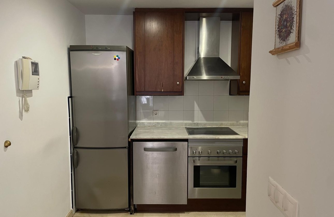 Resale - Apartment / flat - Torrevieja - Punta Prima