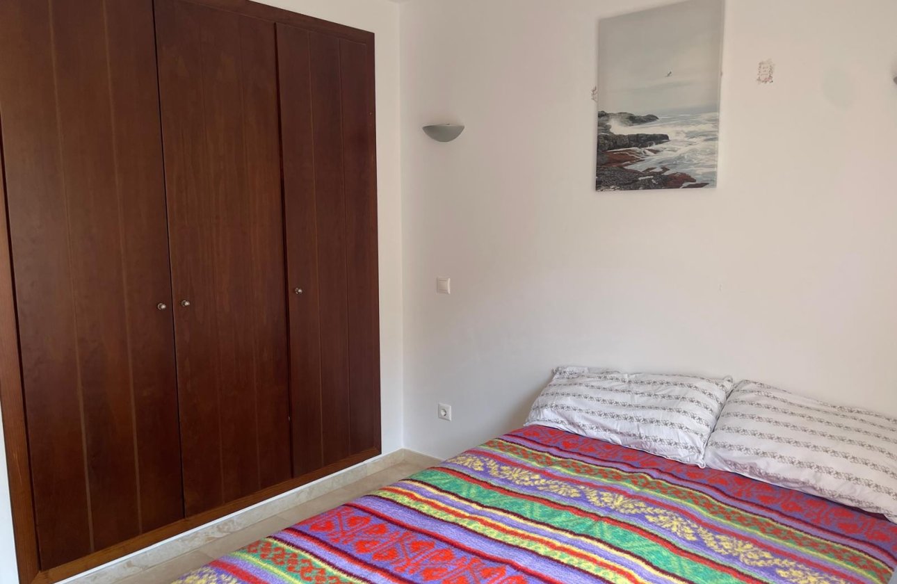Resale - Apartment / flat - Torrevieja - Punta Prima