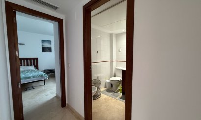 Resale - Apartment / flat - Torrevieja - Punta Prima