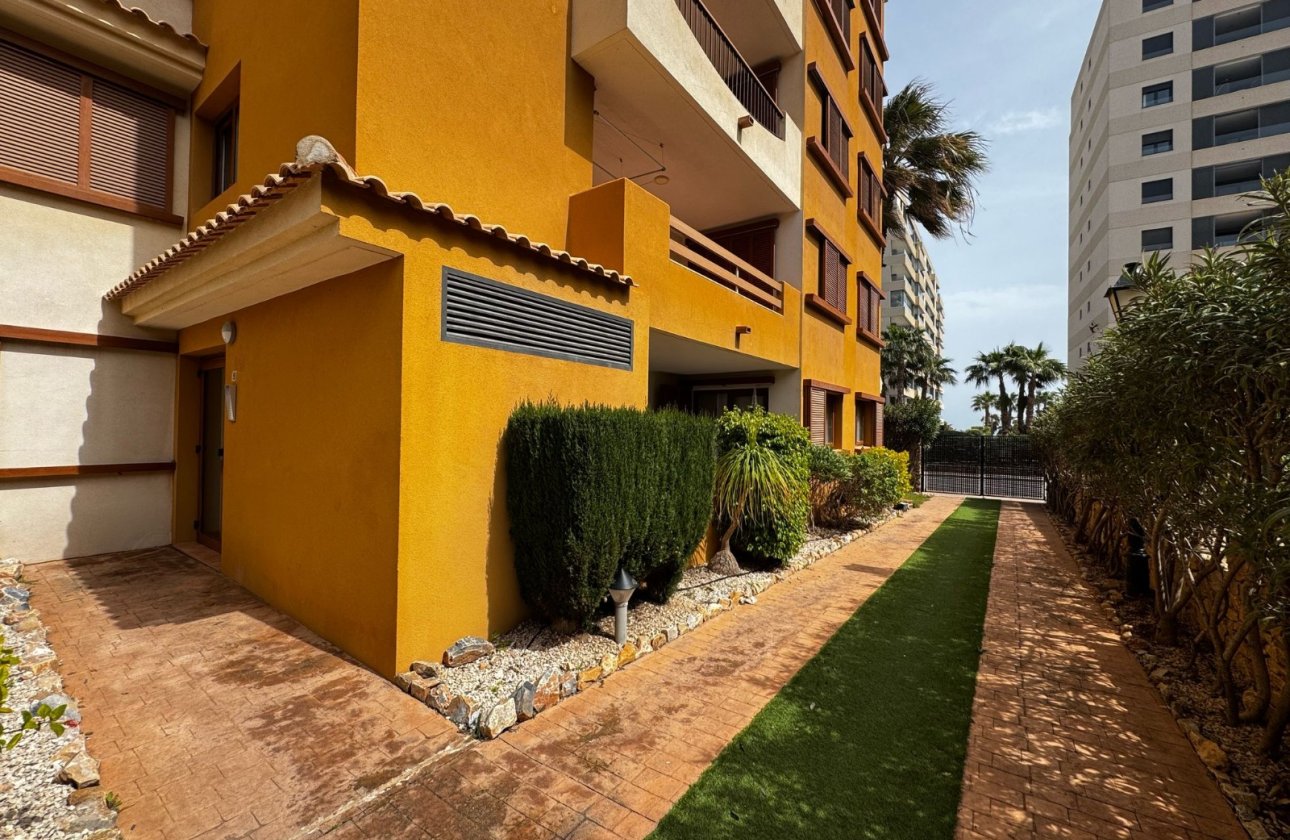 Resale - Apartment / flat - Torrevieja - Punta Prima