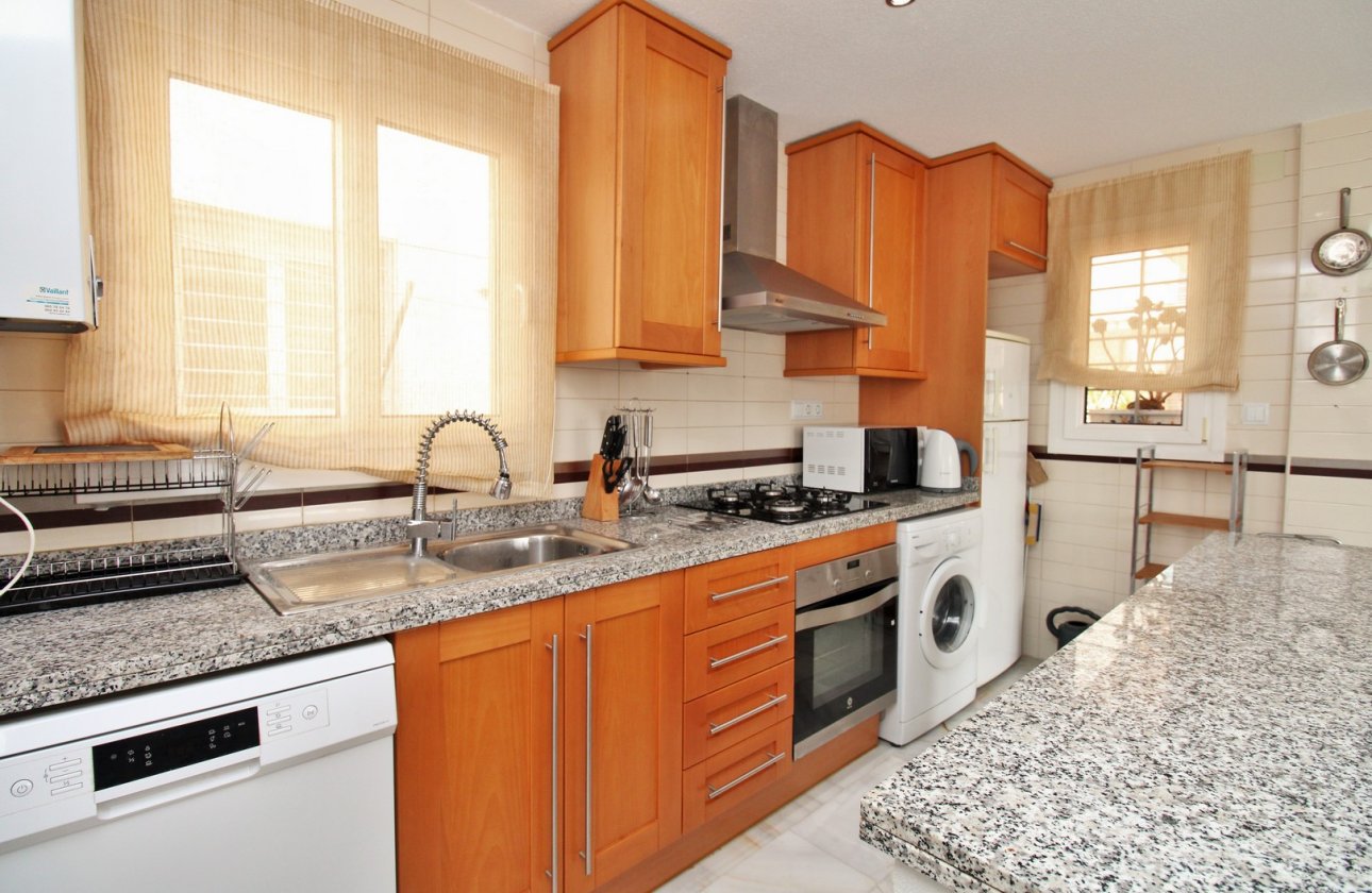 Resale - Apartment / flat - Villamartin - Villamartín