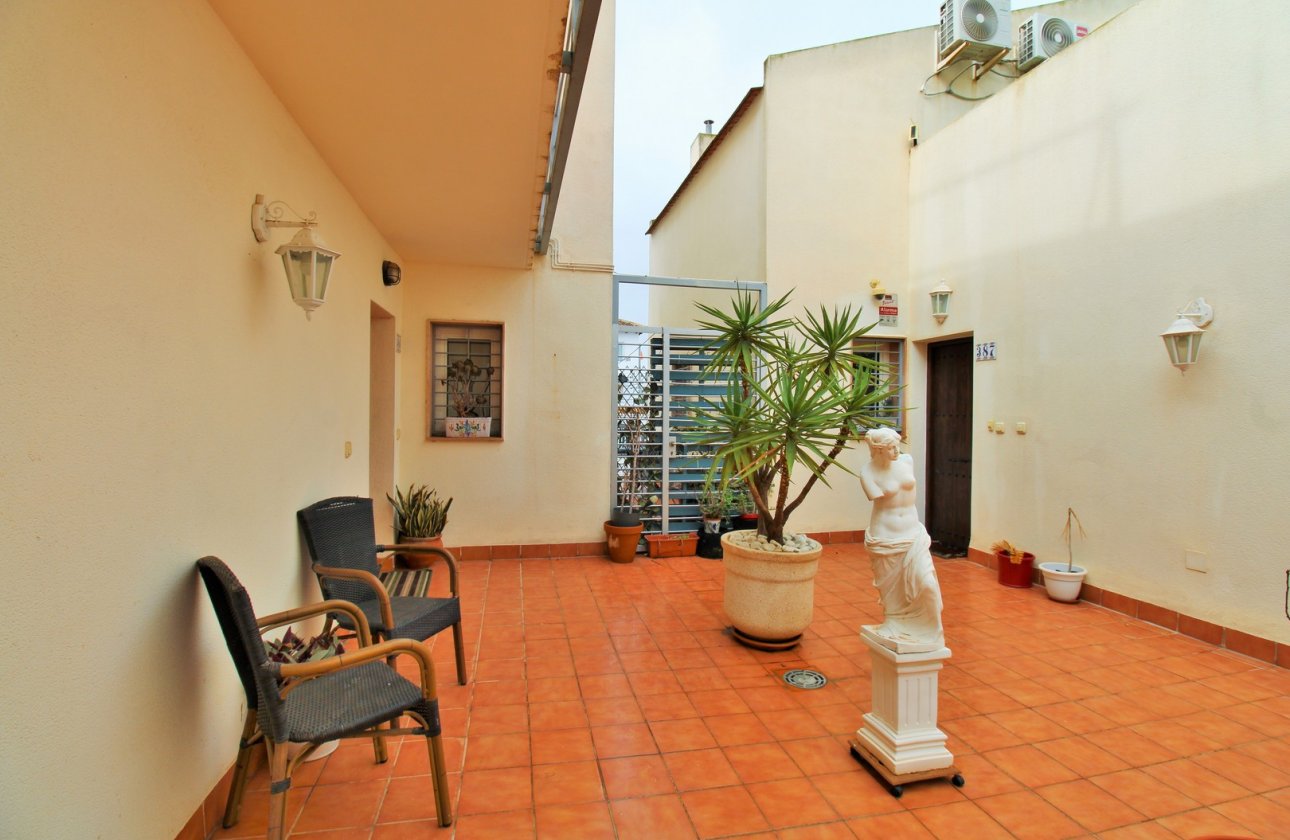 Resale - Apartment / flat - Villamartin - Villamartín