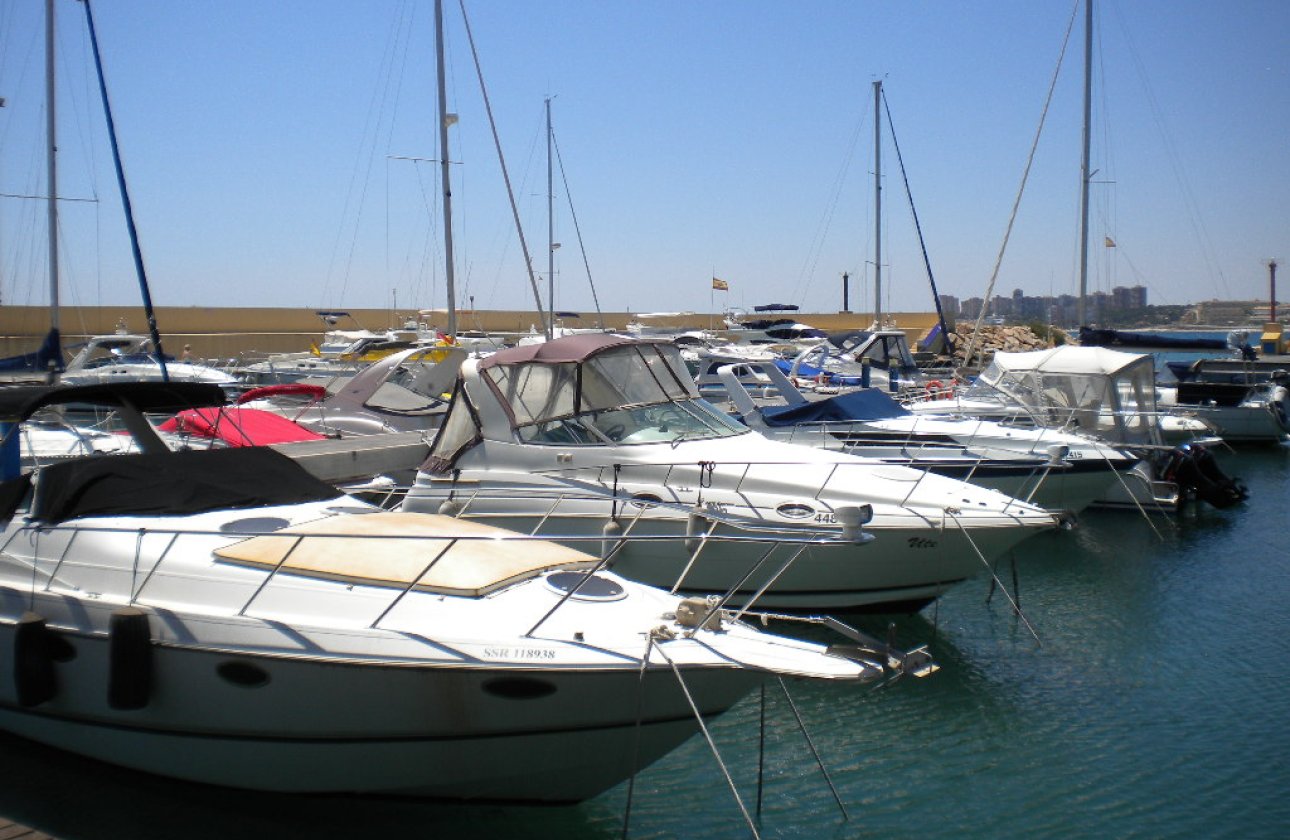 Resale - Apartment / flat - Villamartin - Villamartín