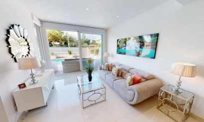 Resale - Villa - Torrevieja