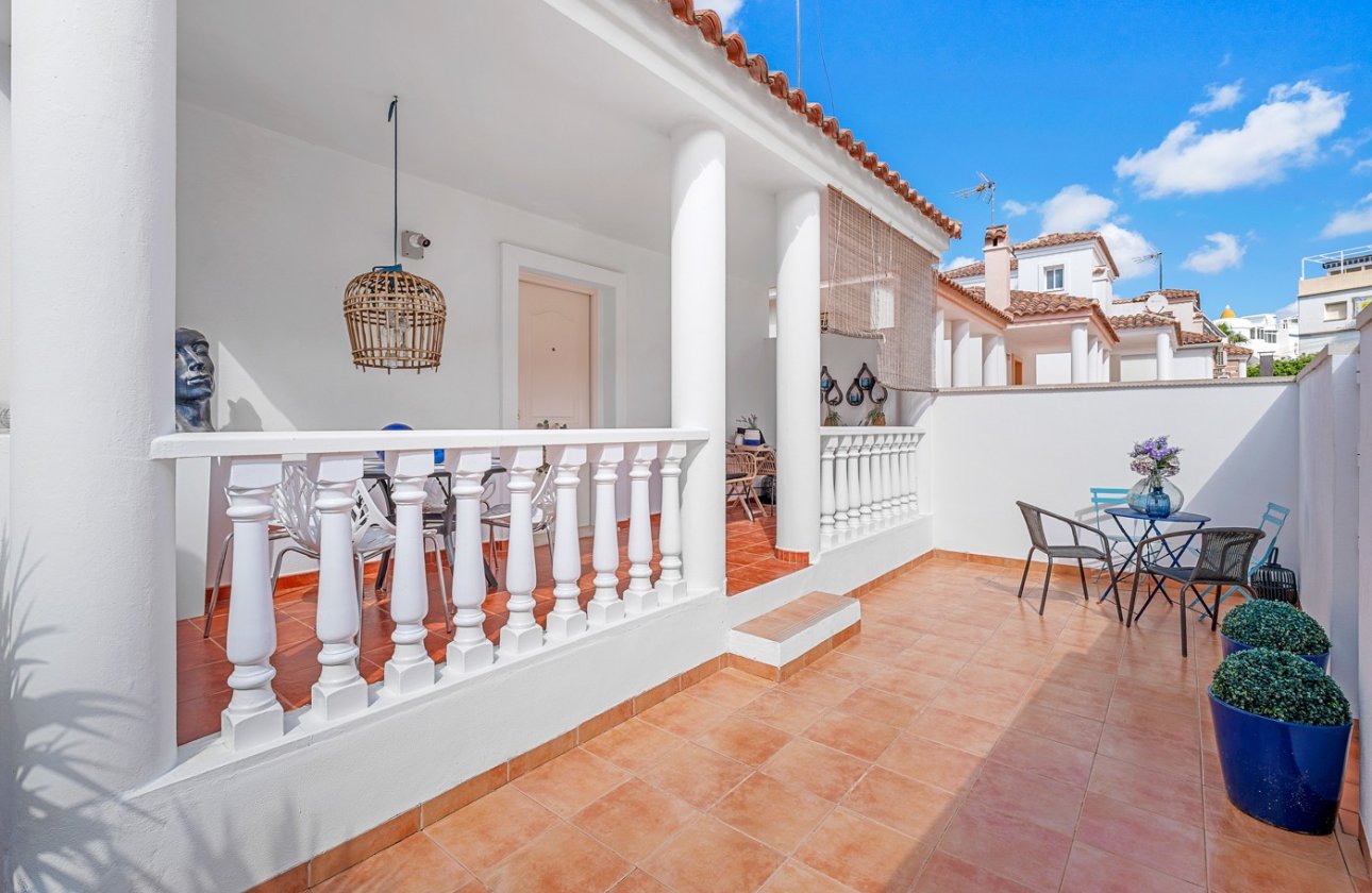 Revente - Villa - Orihuela Costa - Villamartín
