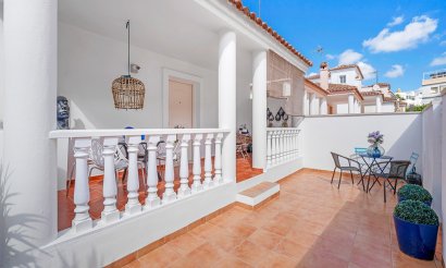 Revente - Villa - Orihuela Costa - Villamartín