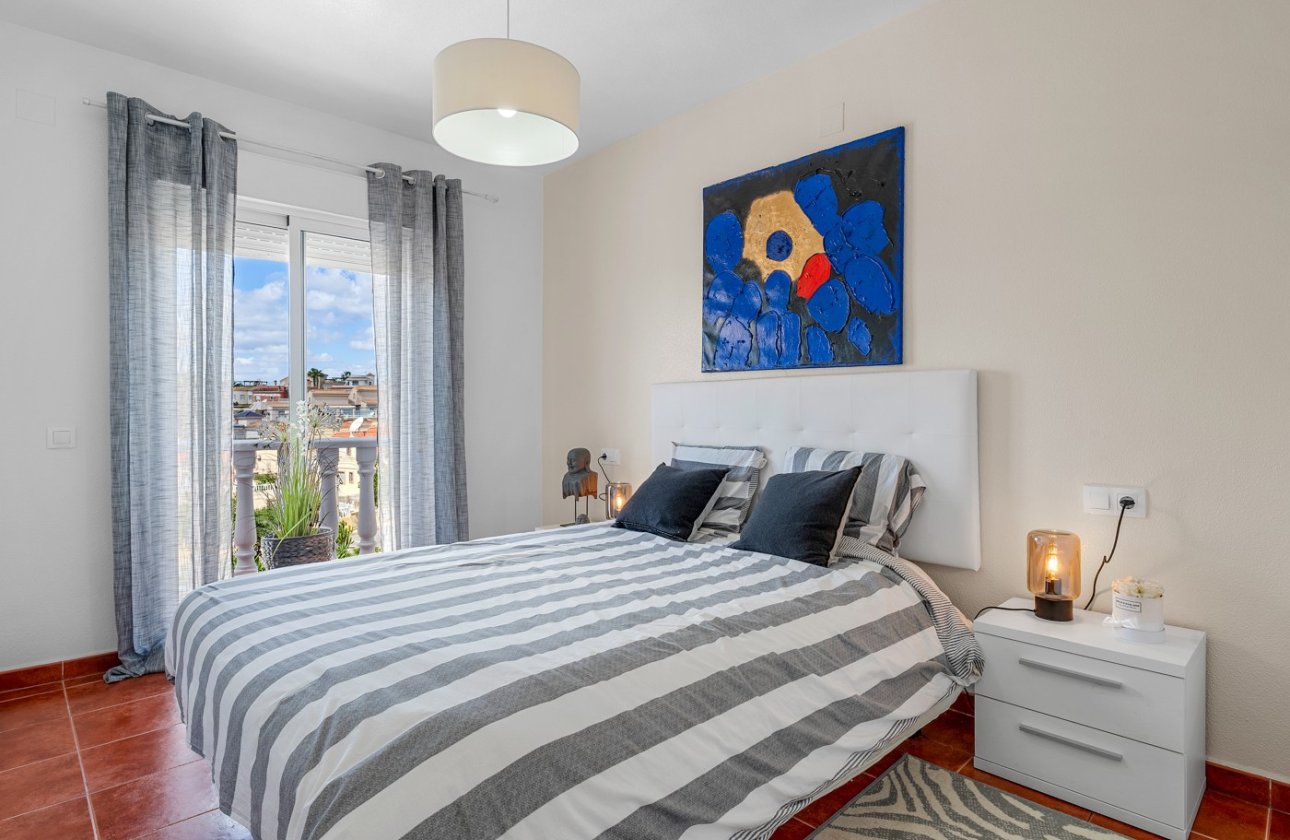 Revente - Villa - Orihuela Costa - Villamartín