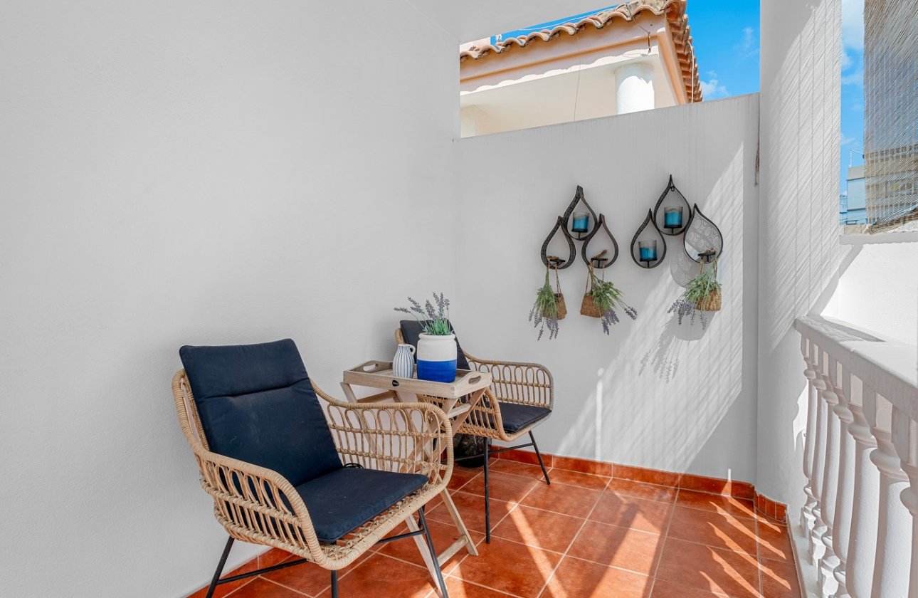Revente - Villa - Orihuela Costa - Villamartín