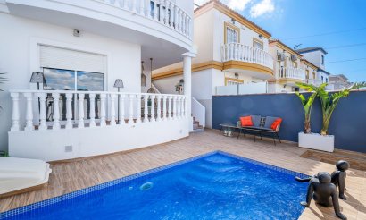 Revente - Villa - Orihuela Costa - Villamartín