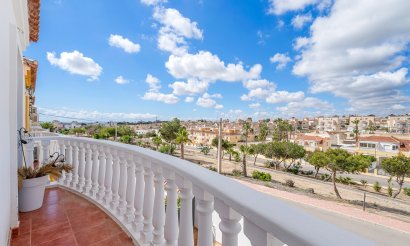 Revente - Villa - Orihuela Costa - Villamartín