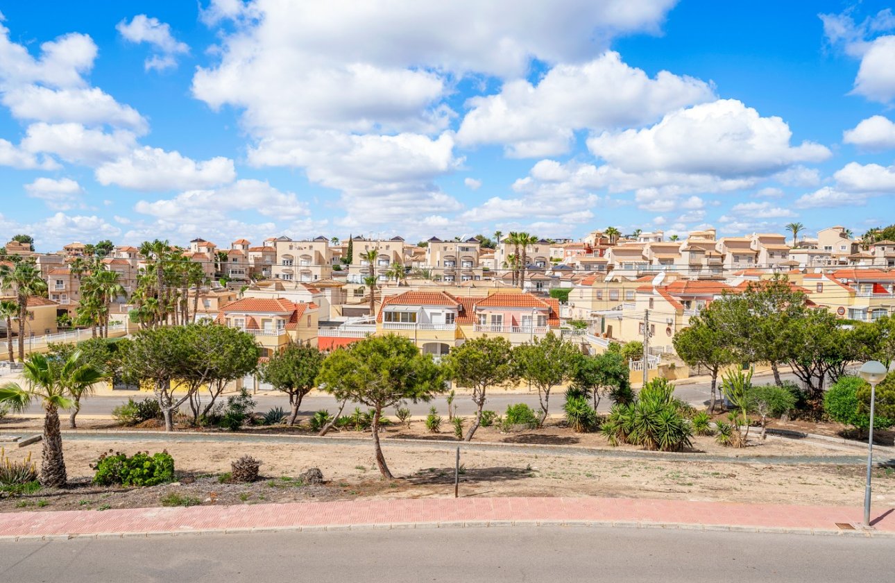Revente - Villa - Orihuela Costa - Villamartín
