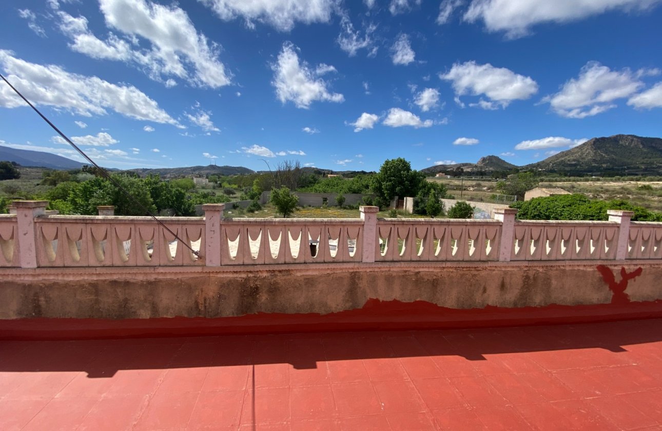 Resale - Villa - Sax