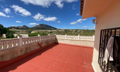 Resale - Villa - Sax
