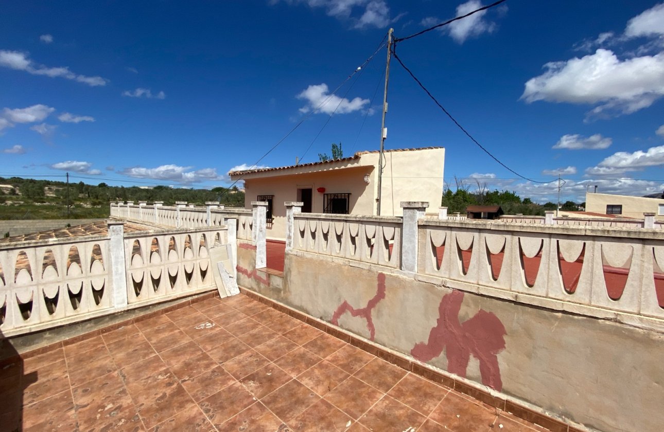 Resale - Villa - Sax