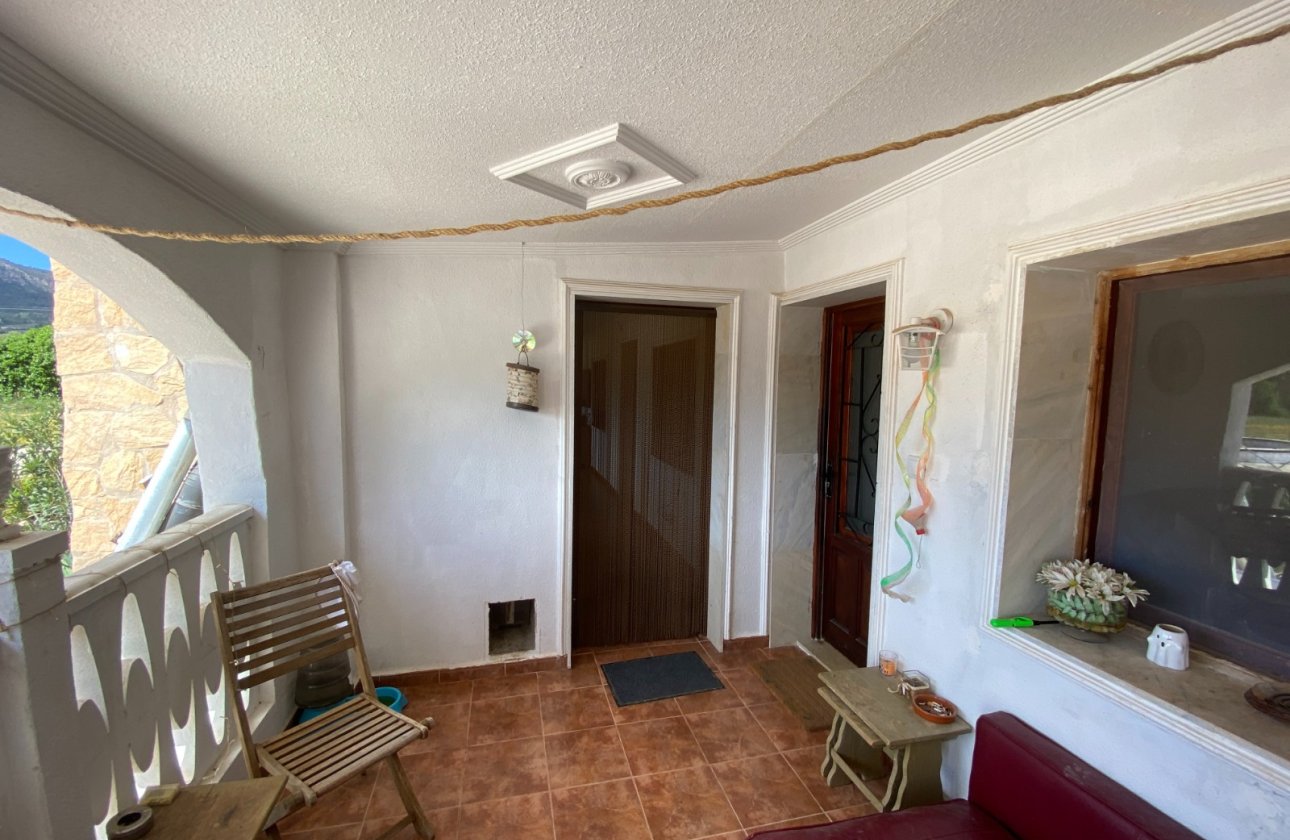 Resale - Villa - Sax