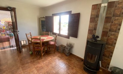 Resale - Villa - Sax