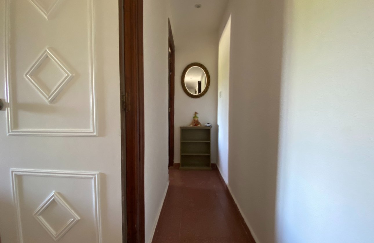 Resale - Villa - Sax